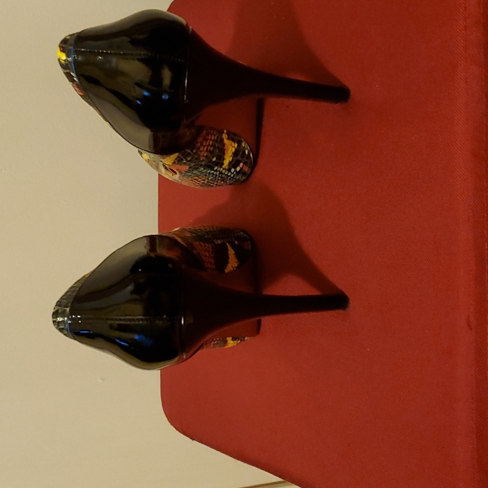 Shoes - Picture 3 of 3